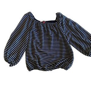 EUC Vincent Camuto Navy Striped Billowy Blouse